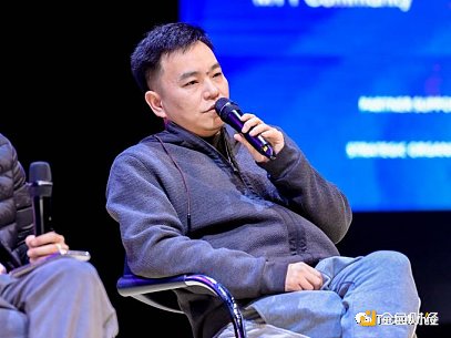 市场走势深度解读：双顶形态下的低吸良机